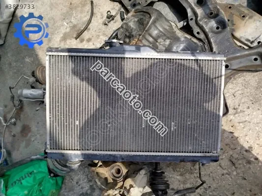 1993-1998 model toyota corolla su radyatörü