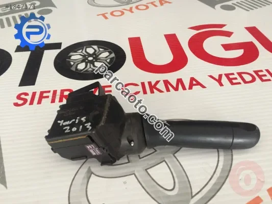 2012-2017 model toyota corolla çıkma silecek kolu