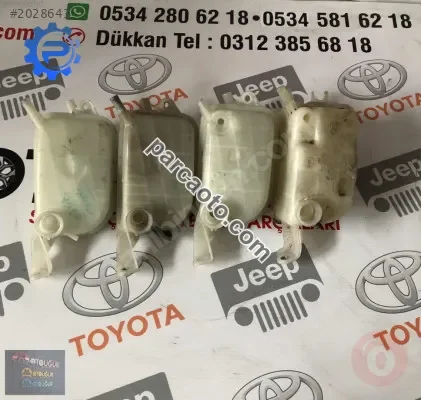 2007-2018 model toyota corolla çıkma yedek su bidonu