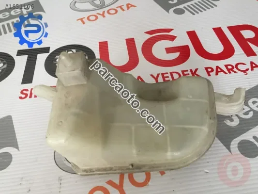 2007-2018 model toyota land cruiser çıkma cam su bidonu