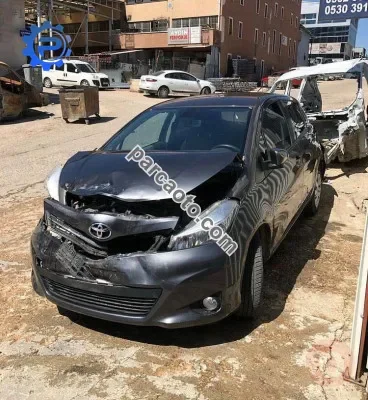 2012-2018 model toyota yaris çıkma kapı menteşesi
