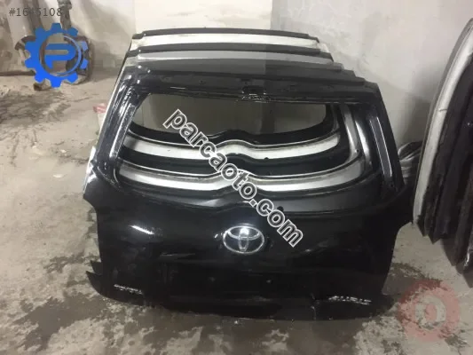2007-2013 model toyota auris bagaj kapağı