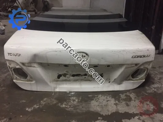 2007-2013 model toyota corolla bagaj kapağı