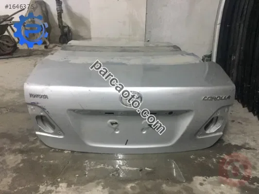2007-2013 model toyota corolla bagaj kapağı