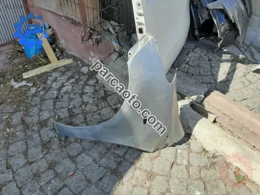 Çamurluk sol ön Auris Toyota orjınal