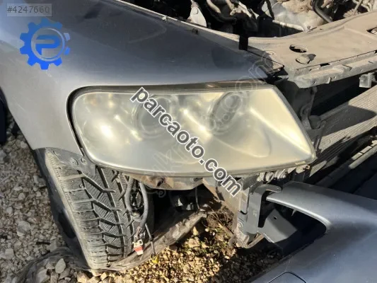 Volkswagen Touareg Far - İstanbul Ataşehir