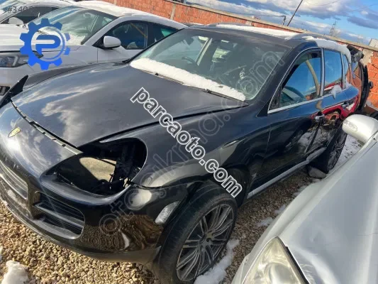 Porsche Cayman Çamurluk - İstanbul Ataşehir