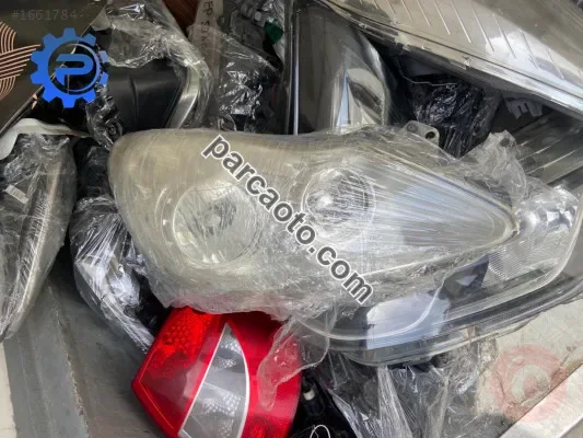 Çıkma Corsa d far orjinal valeo