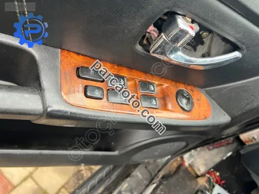 Hyundai Terracan Far Camı - İstanbul Ataşehir