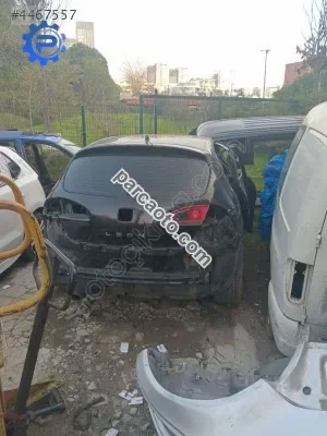 Seat leon bagaj kapağı