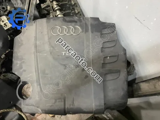 Audi motor üst kapağı