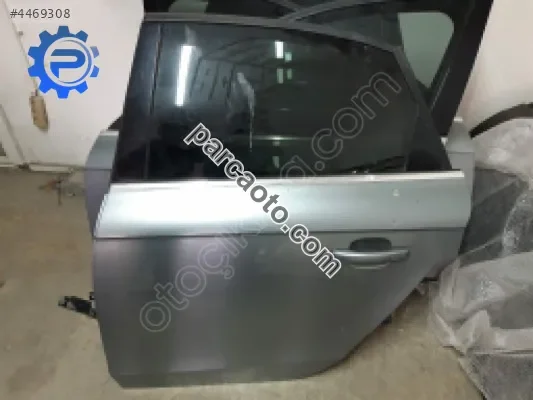 Audi A4 Kapı - İstanbul Ümraniye