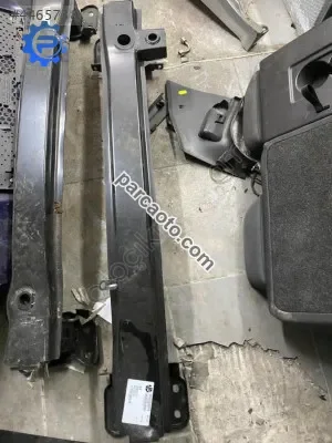 Skoda yeti ön tampon demiri