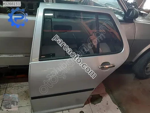 Golf4 sol arka kapı dolu orjınal çıkma