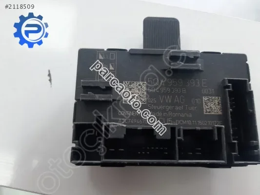 5Q4959393E Ön sol kapı beyni VW Golf 7