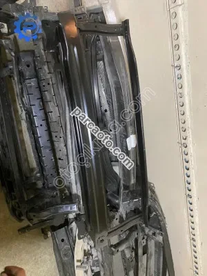 Seat leon ön tampon demiri