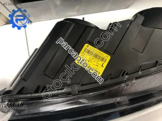 Skoda octavia 2013 2016sol far sıfır orjinal