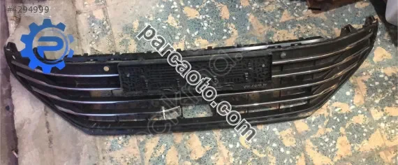 Volkswagen passat 2025 orjinal çıkma ön tampon ızgarası