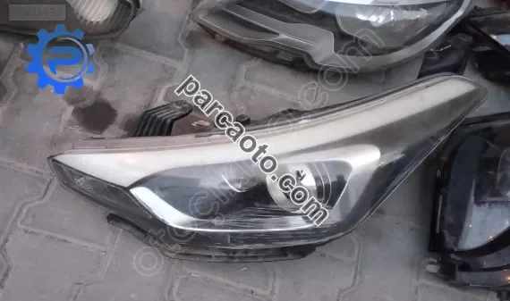 Hyundai i20 orjinal çıkma sol far