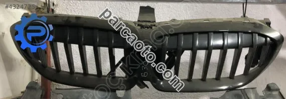 Bmw g30 orjinal çıkma ön panjur
