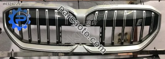 Bmw i serisi orjinal çıkma ön panjur
