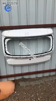 Hyundai i20 orjinal çıkma bagaj kapağı