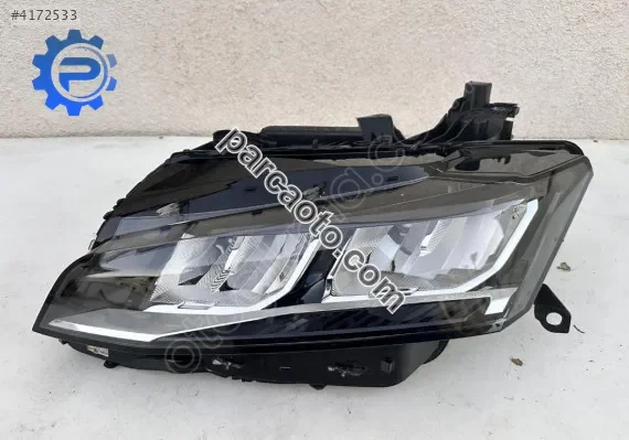 Peugeot 308 yeni kasa orjinal çıkma sol far d