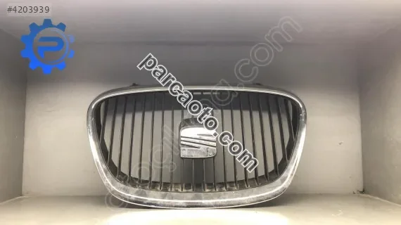 Seat leon orjinal çıkma ön panjur
