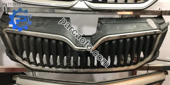 Skoda octavia ön panjur orjinal çıkma