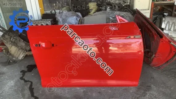 Audi a5 orjinal çıkma sağ ön kapı