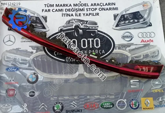 Audi e-tron orjinal cıkma orta stop