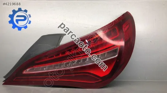 Mercedes cla w117 orjinal çıkma sağ stop