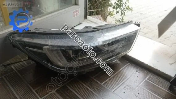 Chery tiggo 8 orjınal çıkma sağ far