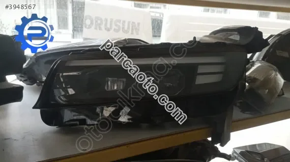 Opel combo yeni kasa orjınal çıkma sağ far