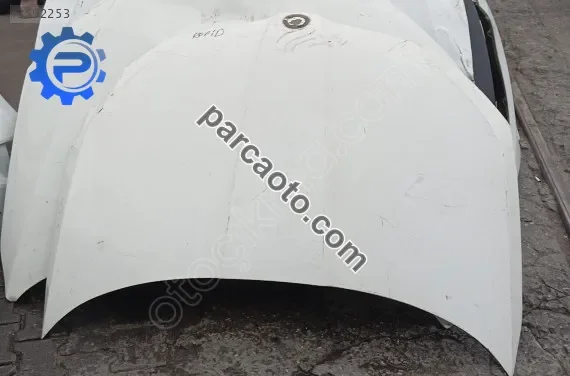 Skoda fabia 2014 ön kaput orjinal çıkma