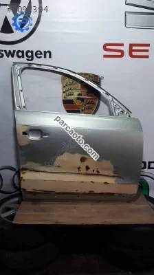 Audi q3 sağ kapı orjinal çıkma parça