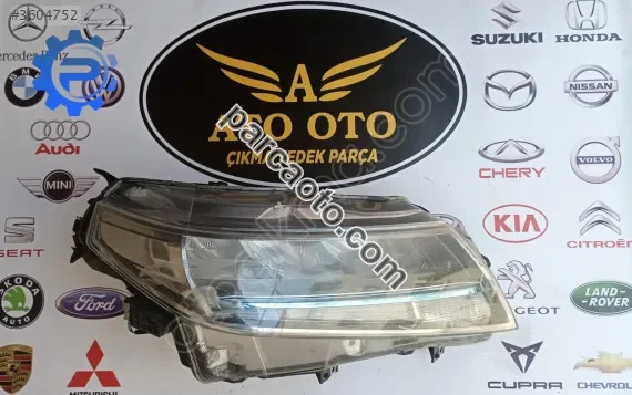 Orjinal Çıkma Suzuki Vitara Sağ Far - Oto Parçaları