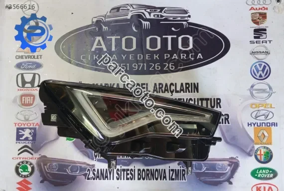 Seat ateca orjinal çıkma sağ far