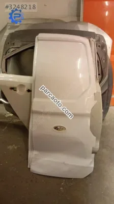 Ford courier orjınal çıkma sağ bagaj kapağı