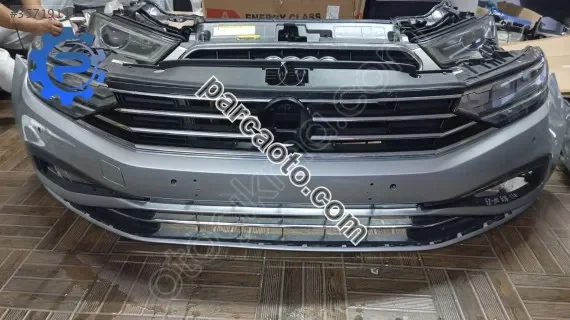 Volkswagen passat b8 business orjinal çıkma ön tampon far