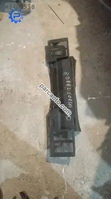 Opel corsa c -d orjinal çıkma bagaj plastiği