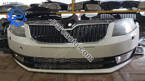Skoda octavia orjinal çıkma ön tampon panjur sağ sol far