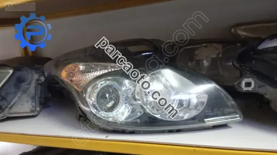 Hyundai i30 orjinal çıkma sağ far