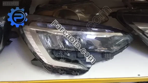 Renault clio 5 orjinal çıkma sağ far