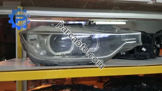 Bmw f30 orjinal çıkma sağ far