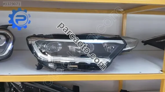 Volkswagen T-roc Sağ Ön Far Makyajlı ORJİNAL ÇIKMA 2ga941036ah