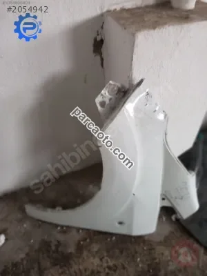 Ford courıer orjınal çıkma sol çamurluk