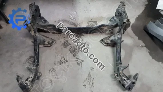 Audi a4 motor traversi 4h0399185a orjinal çıkma parça