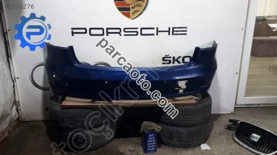 AUDİ A3 SEDAN  2013-16 ARKA TAMPON  8v5807511 ORJİNAL ÇIKMA
