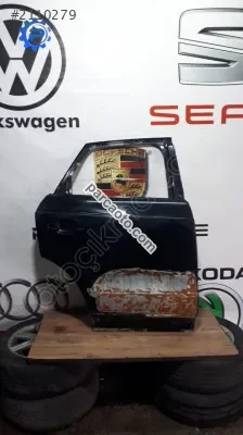 Audi q3 sağ arka kapı 8u833210 orjinal çıkma